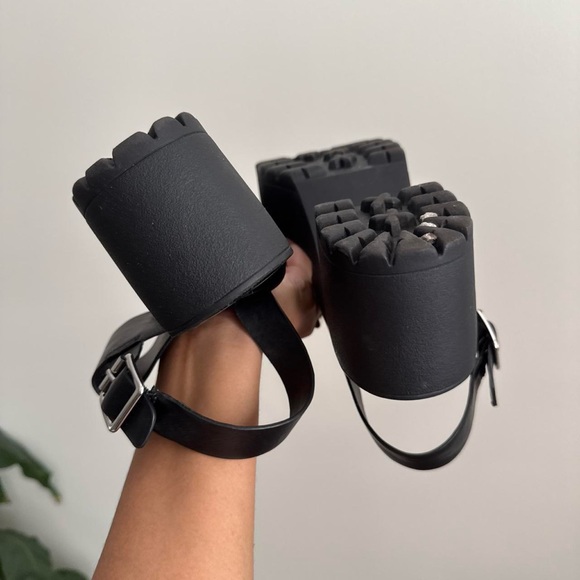 Madden Girl Chunky Black Sandal Platform - Picture 6 of 6